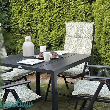 Luette Oostfreesenstuuv Holtgast